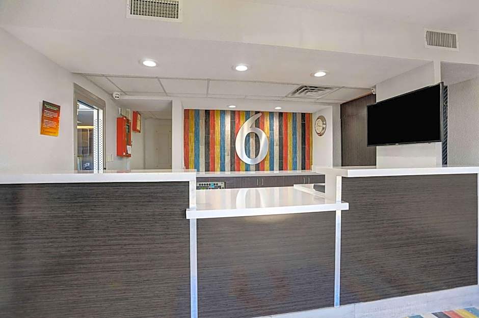 Motel 6-Amarillo, TX - Airport