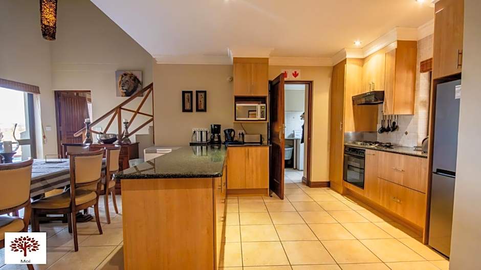 Zebula Golf and Wildlife Estate - Open Plains Pax 10 - Moi Signature Luxury villa