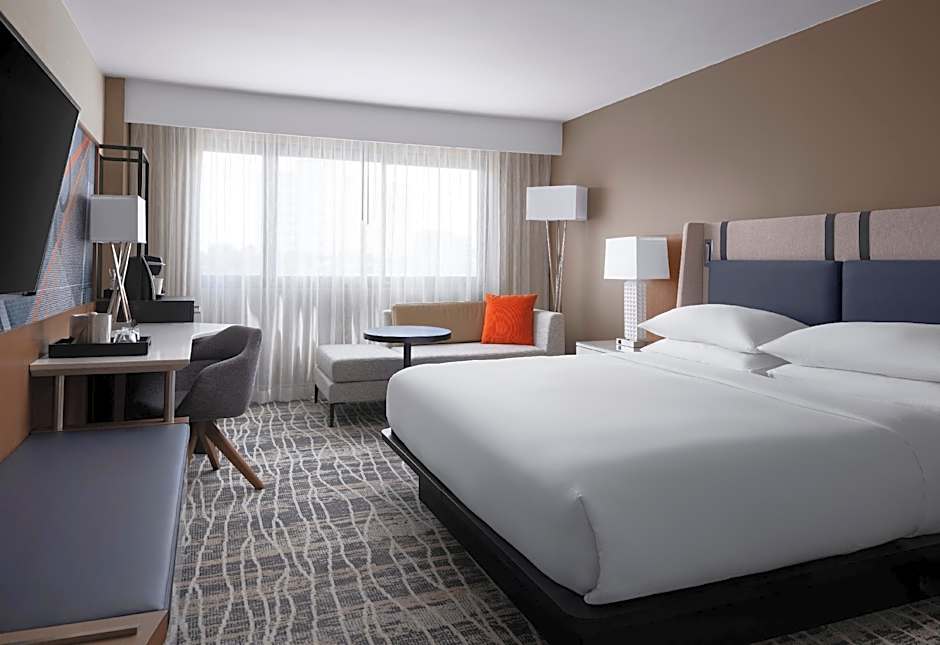 Photo 1 of 4 of Deluxe 1 King Bed Guestroom, High Floor
