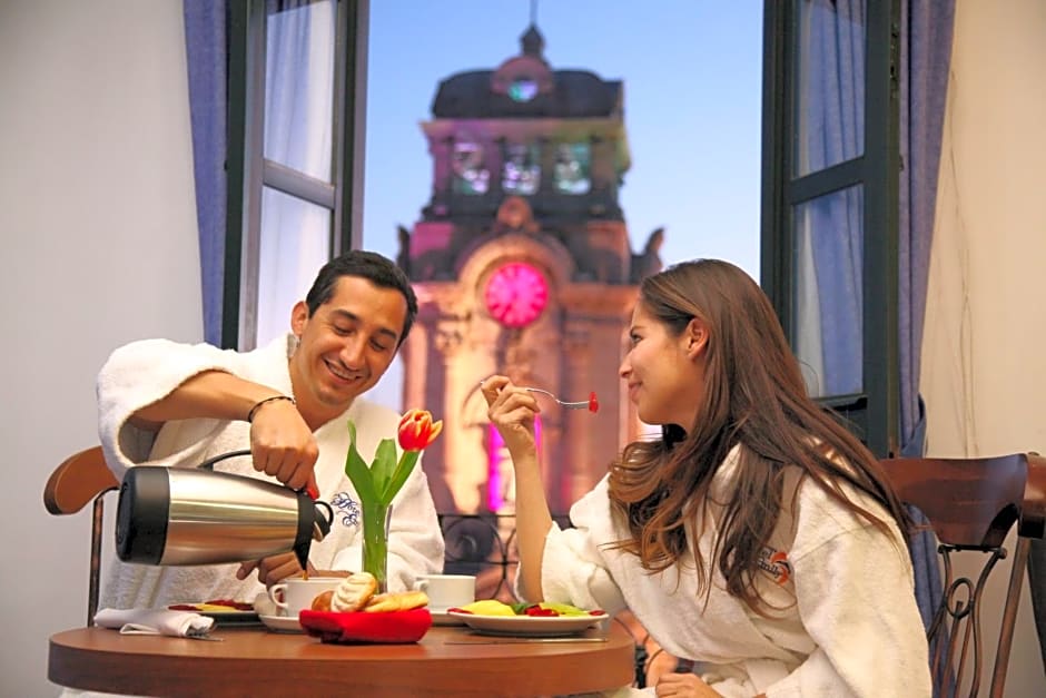Hotel Ciros