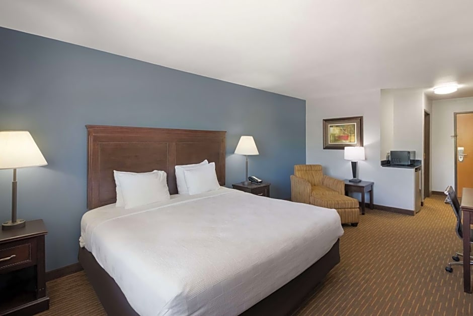 Best Western Temple Inn & Suites