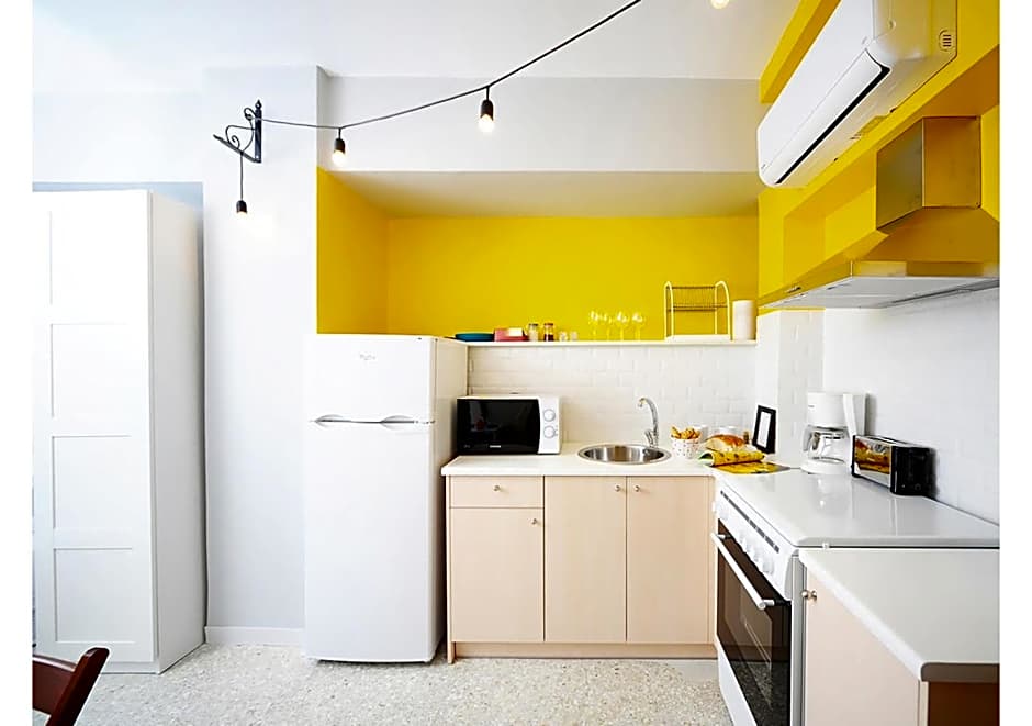 Live in Athens, PSYRRI Central Apartments