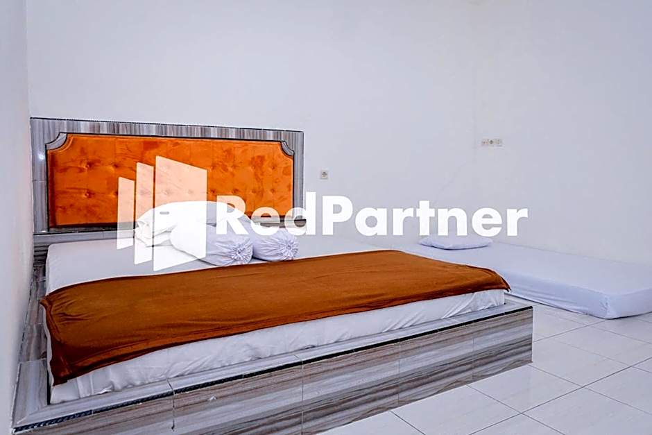 Villa Ikhbar Ciletuh RedPartner