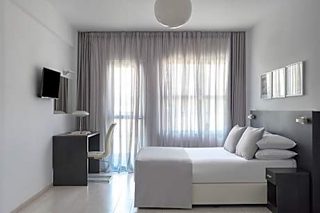 Superior Double or Twin Room with Terrace