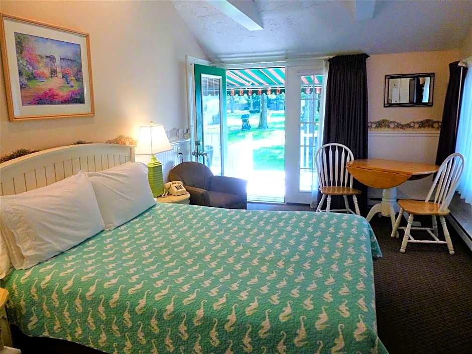 Falmouth Heights Motor Lodge