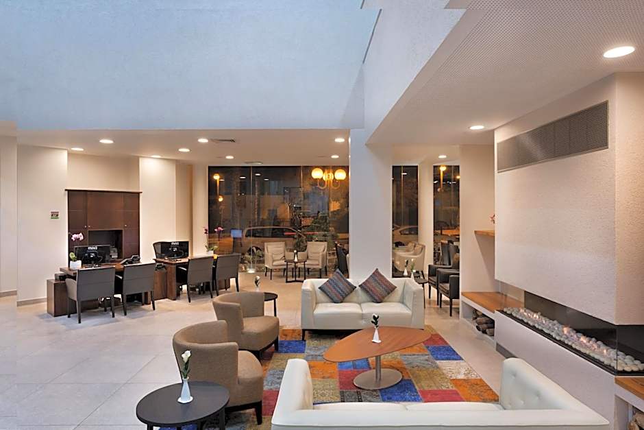 Desert Iris Hotel