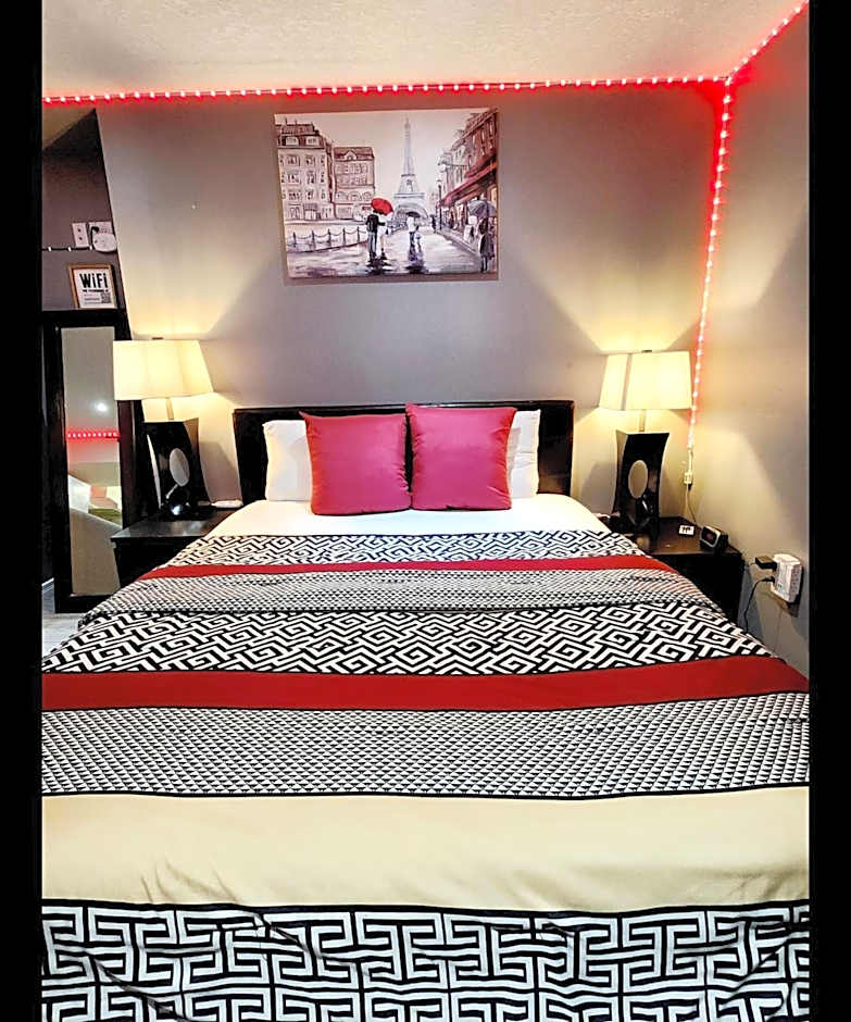 Staycation Studio Apartment, Private kitchen , Washroom, Micro Gym & Free Onsite Parking