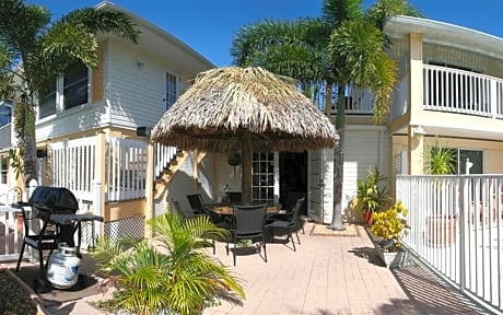 Manatee Bay Inn