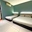 De UPTOWN Hotel @ SS2