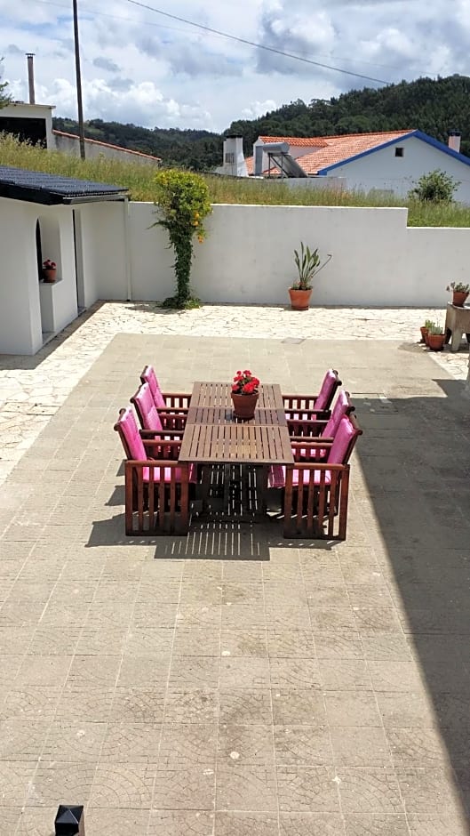 BB Silvercoast Casa das Flores