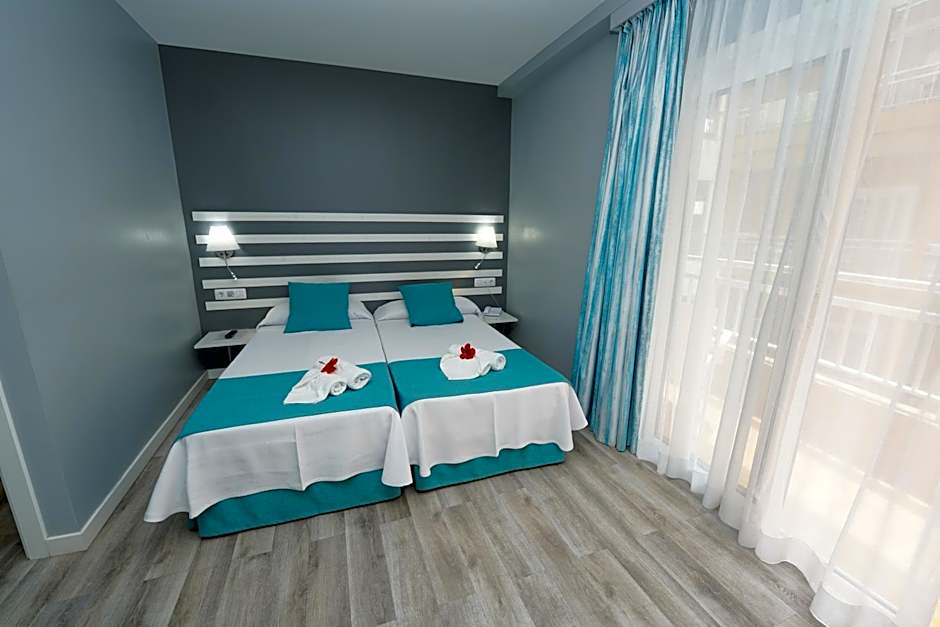 Apartamentos RF Bambi Adults Only