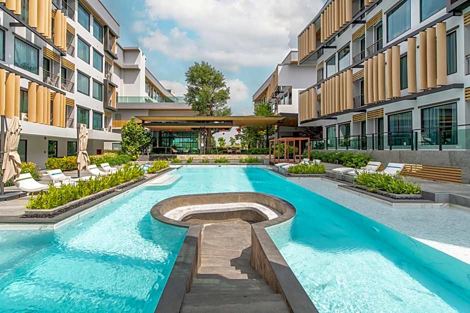 Crystal Srivaree Suvarnabhumi Hotel