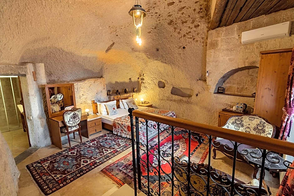 Amber Cave Suites