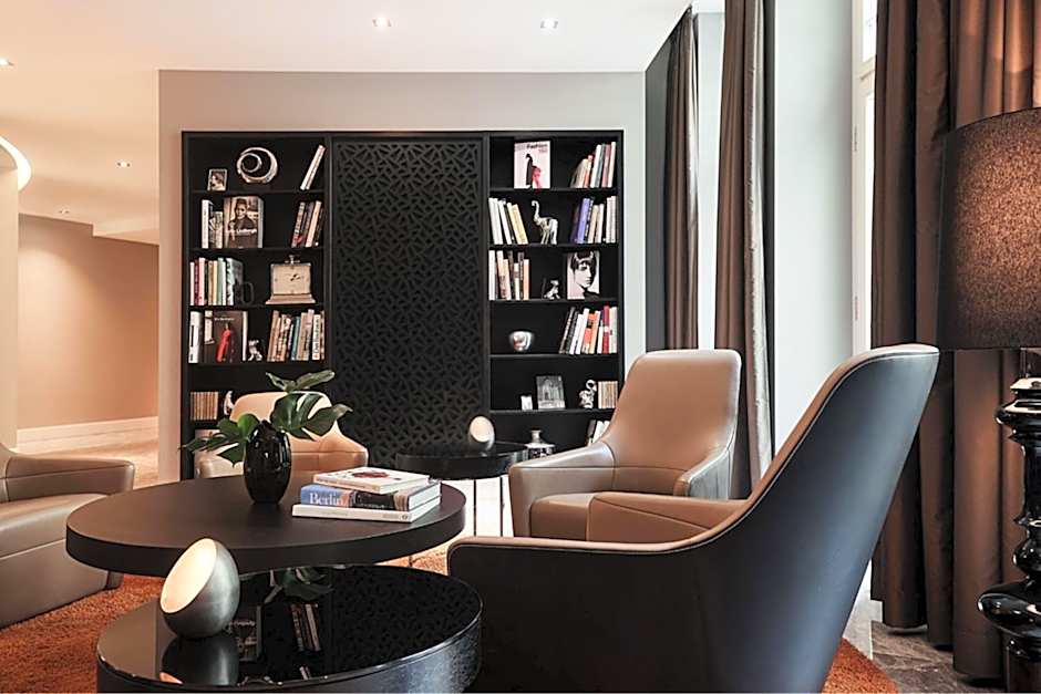 Roomers Berlin Steinplatz, Autograph Collection