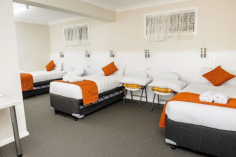 Bathurst Gold Panner