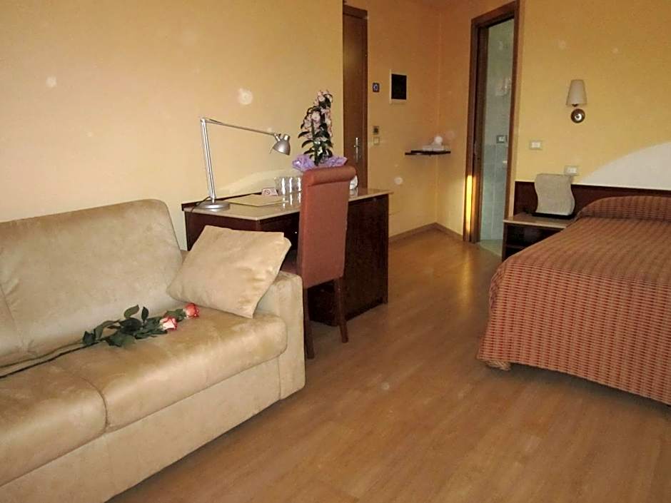 Hotel Al Sole - ENJOY HOLIDAY