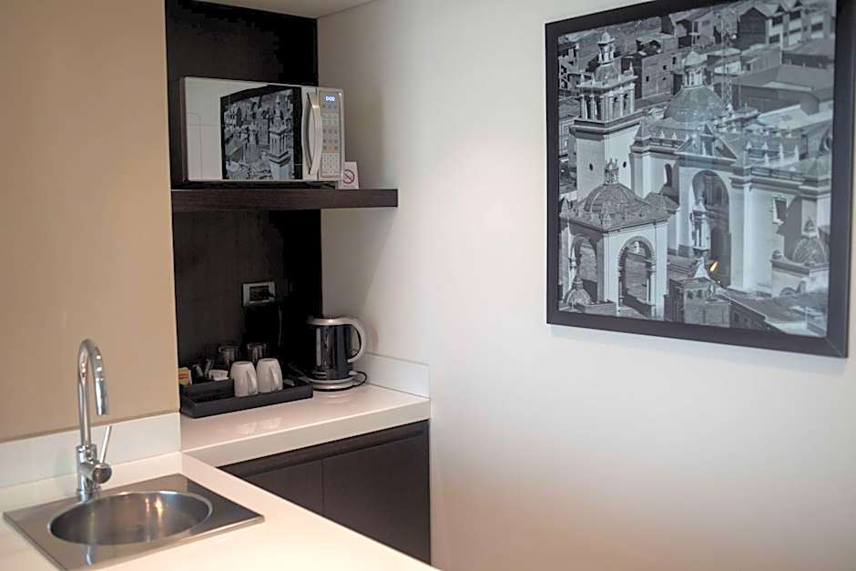 Hampton Inn By Hilton Santa Cruz Equipetrol