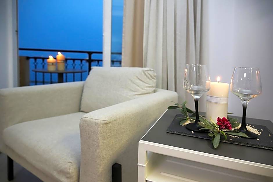 Pier Beach Hotel Apartments