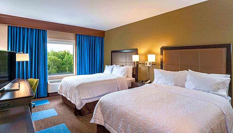 Hampton Inn By Hilton & Suites Duluth North/Mall Area, MN