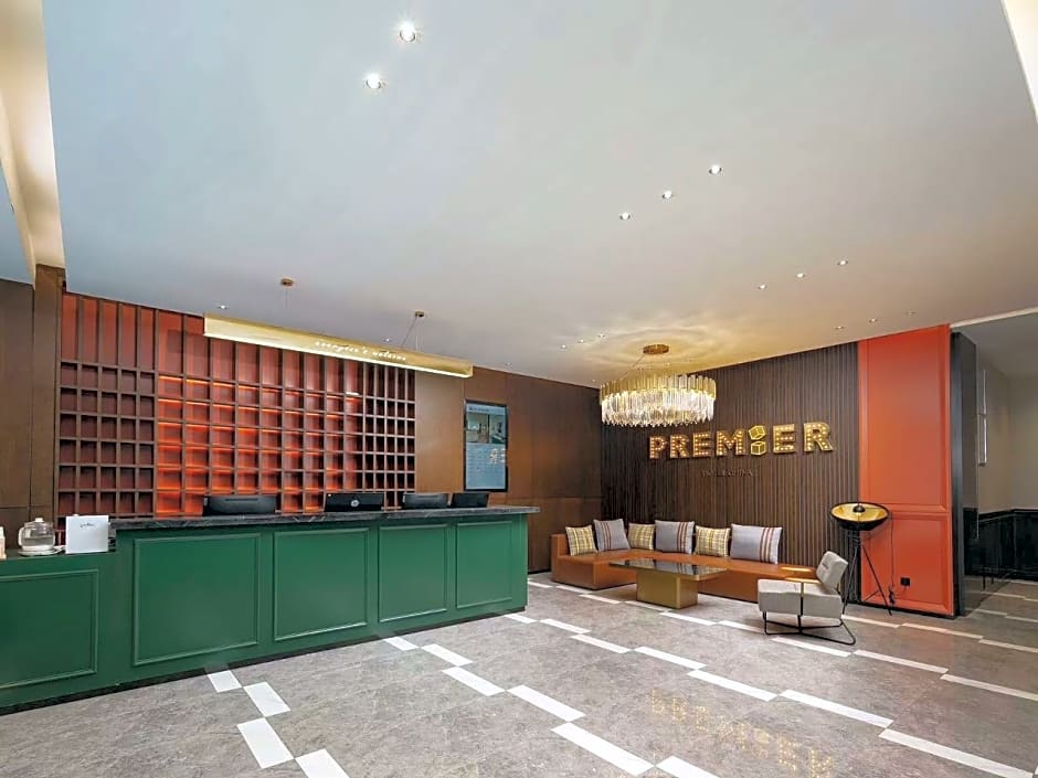 City Comfort Premier Hotel Wuhan Chuhehan Street Hongshan Road Metro Station