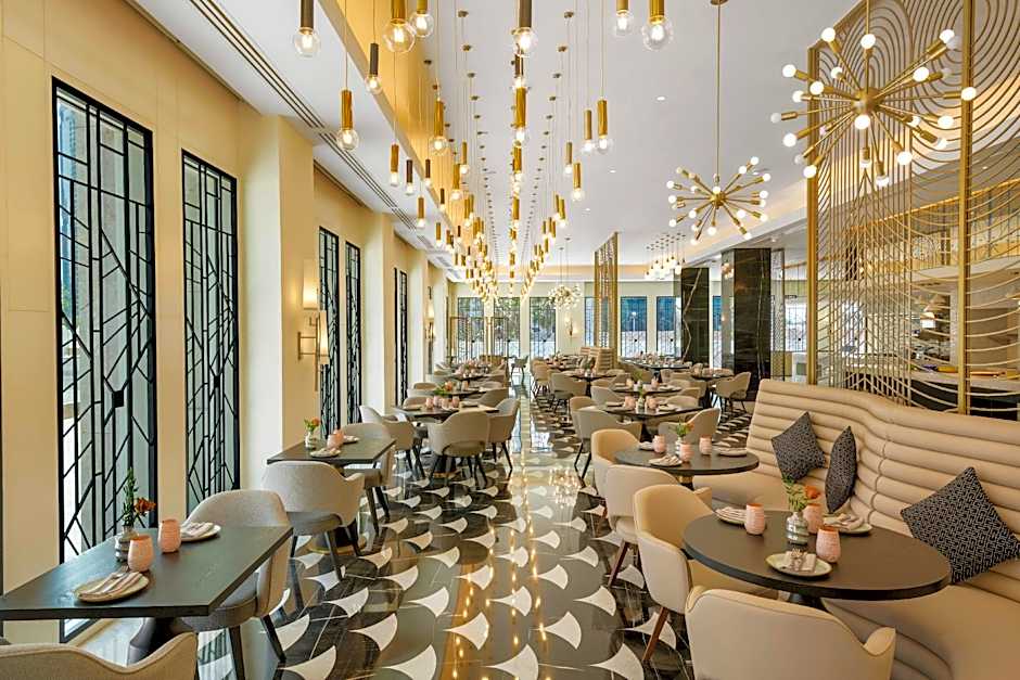 Wyndham Grand Doha West Bay Beach