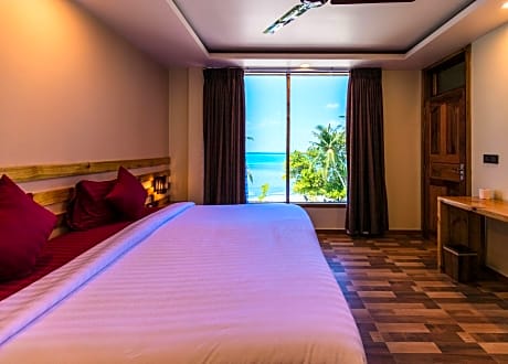 Sea View Family Suite