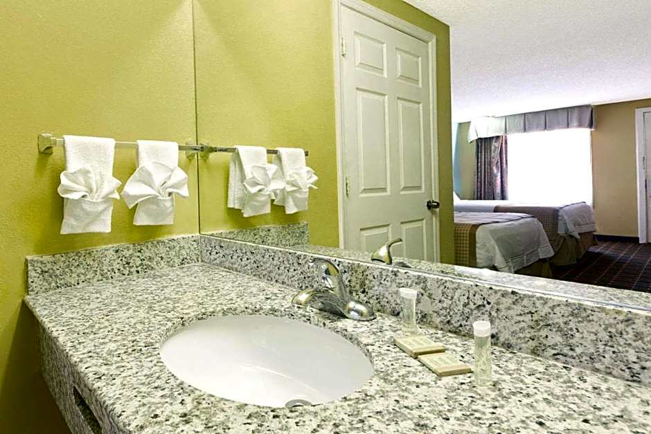 Rodeway Inn Charlotte Airport Area