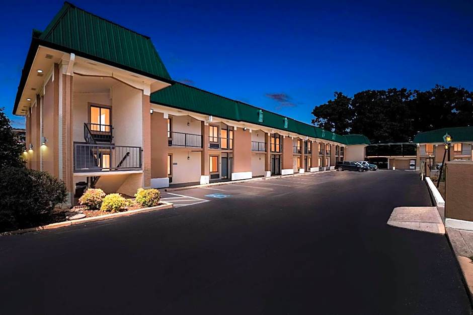 Quality Inn Tullahoma