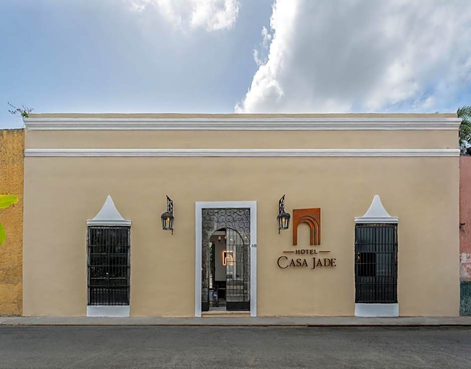 Art 64 Guest House - Adults Only