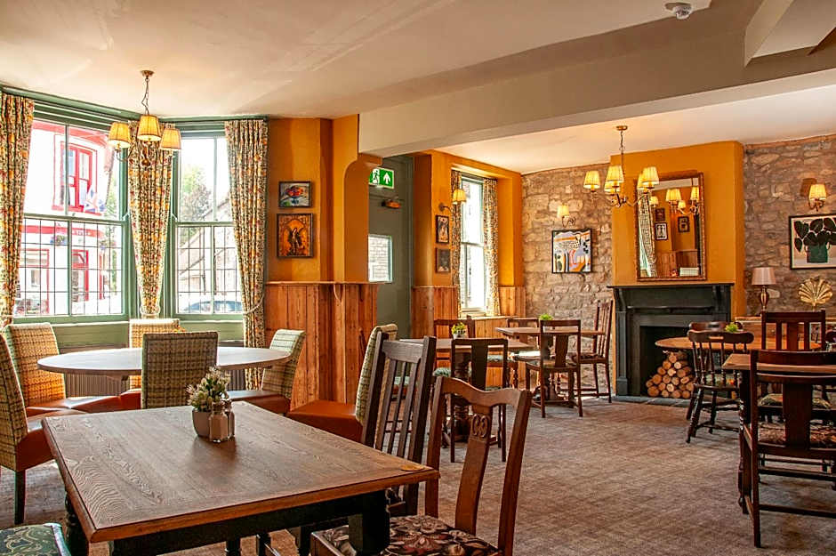George Inn, Mere