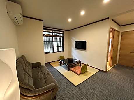 Triple Room with Private Bathroom