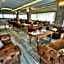 Golden Deluxe Hotel