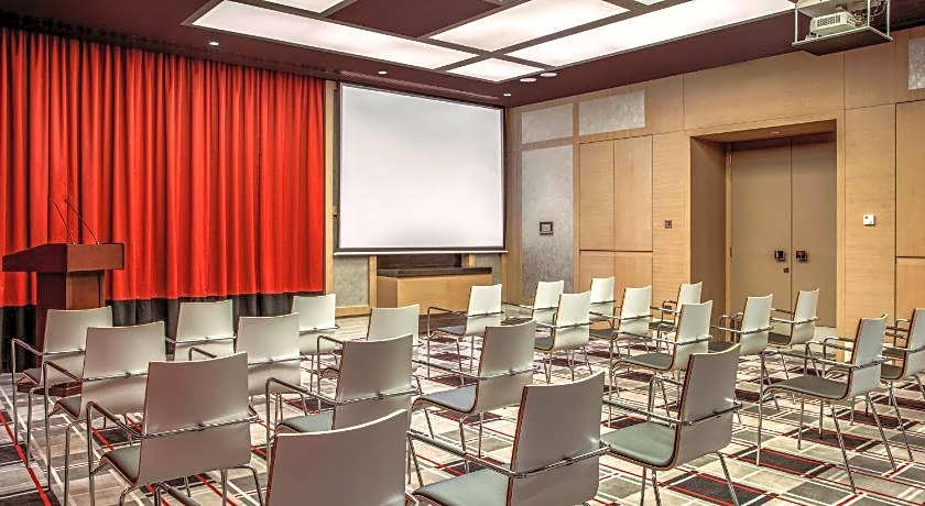 Capital Centre Arjaan By Rotana