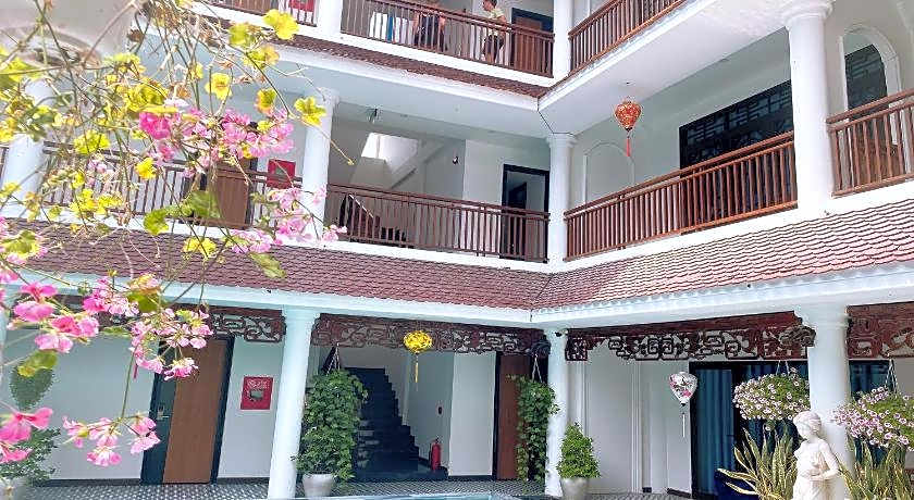 Thanh Binh Central Hotel