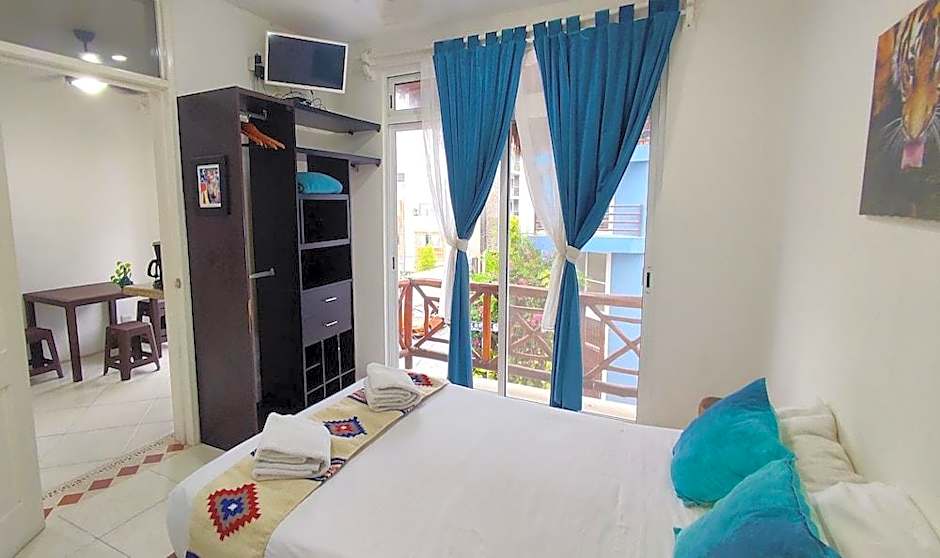 Estudios Selva y Mar by BFH