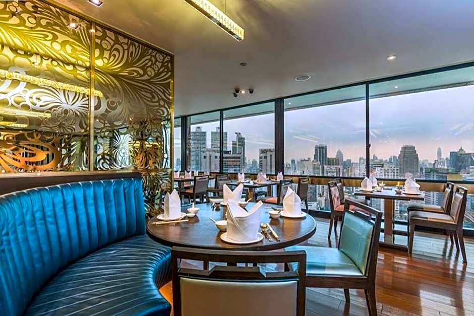 Emporium Suites By Chatrium