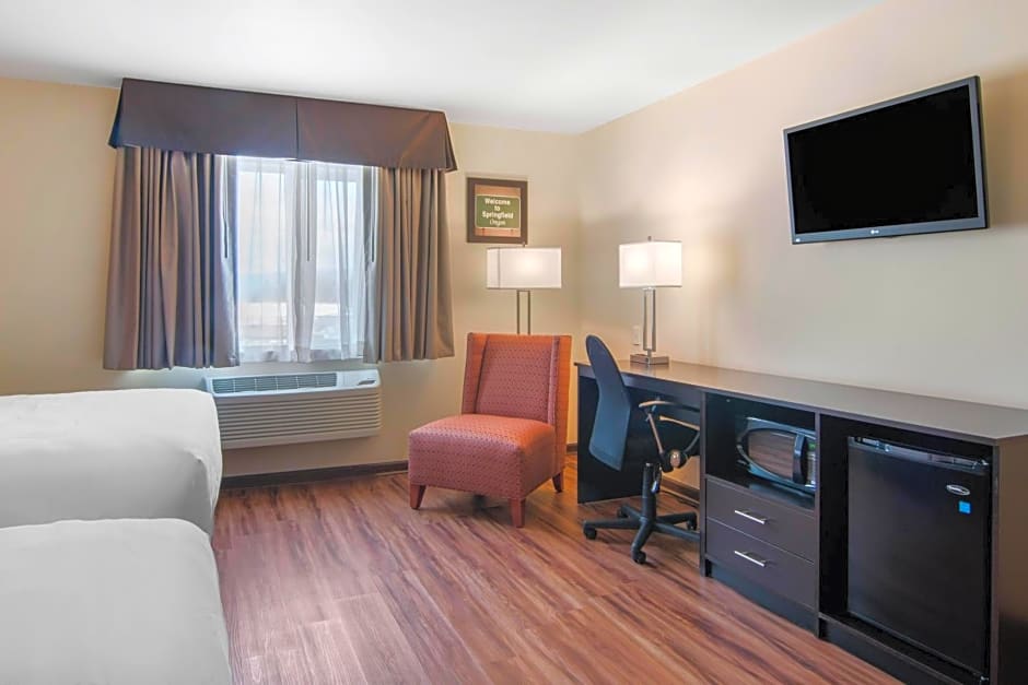 Econo Lodge Inn & Suites
