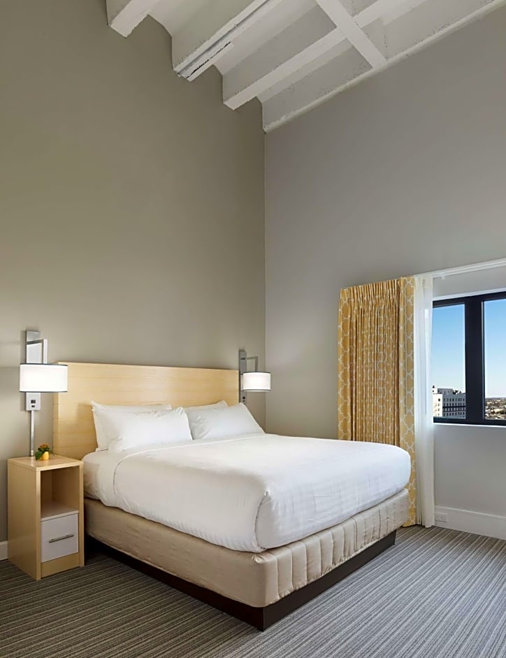 Sonesta ES Suites New Orleans Downtown