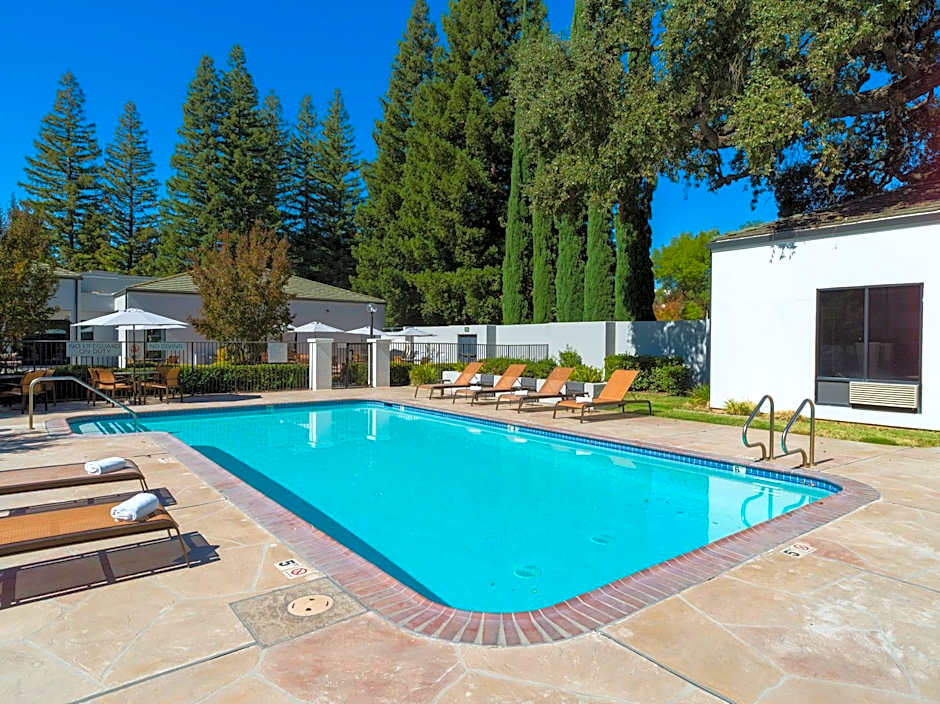 Courtyard by Marriott Sacramento Airport Natomas