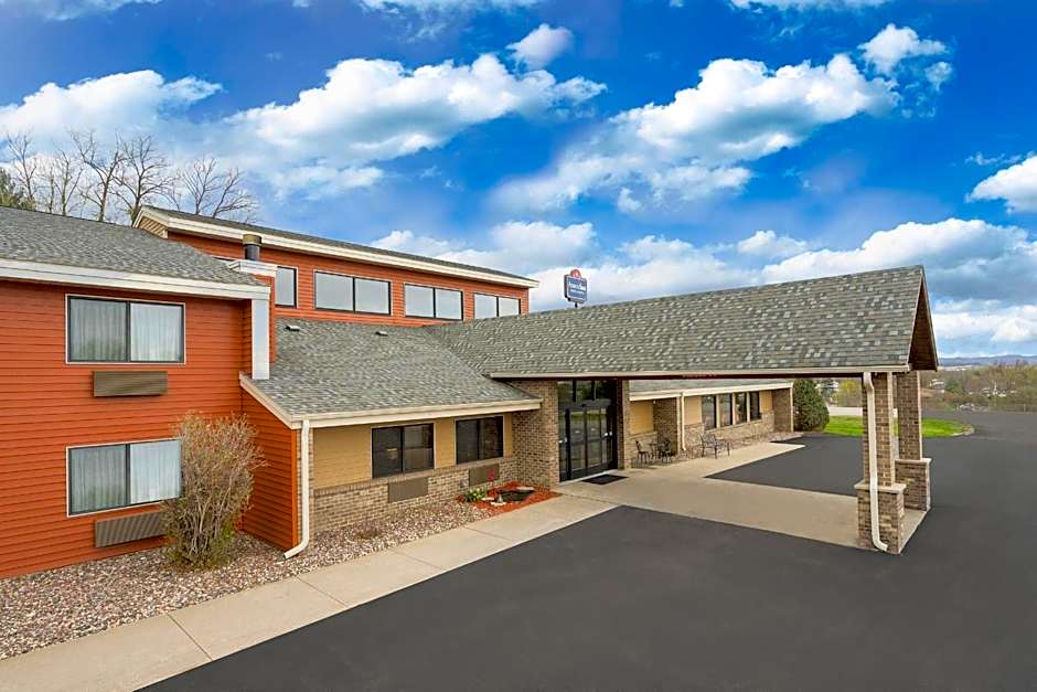 AmericInn by Wyndham West Salem