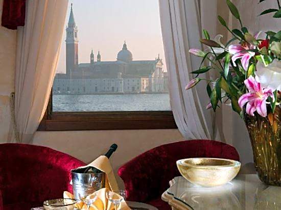 Savoia & Jolanda Hotel