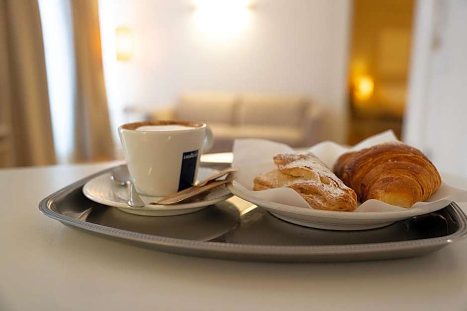 Home 15 Residence Hotel