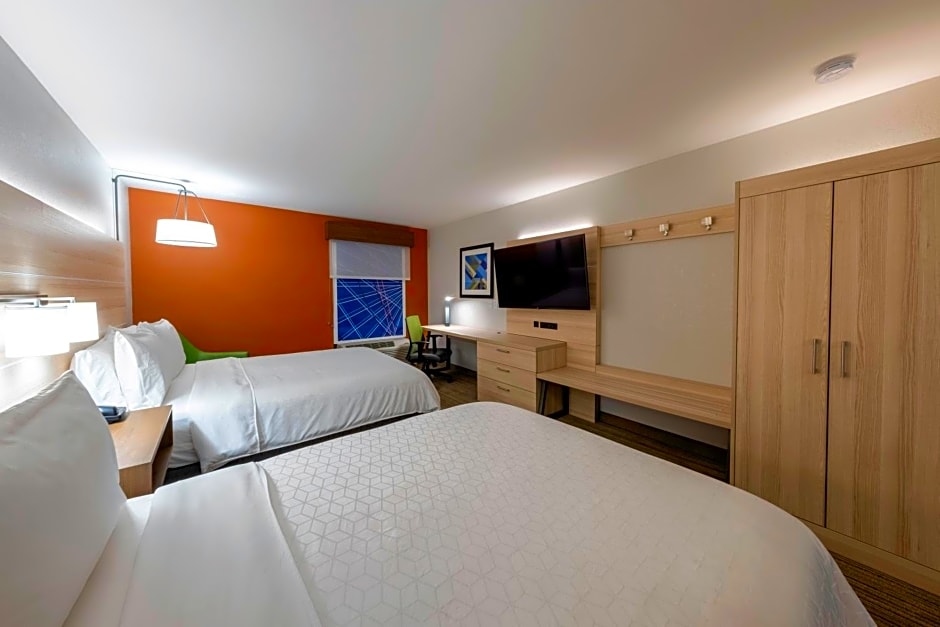 Holiday Inn Express Hotel & Suites Petersburg/Dinwiddie, an IHG Hotel