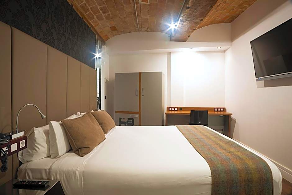 Petit Palace Boqueria Garden