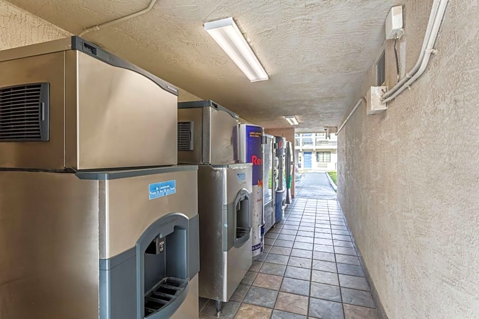 Motel 6-El Paso, TX - East