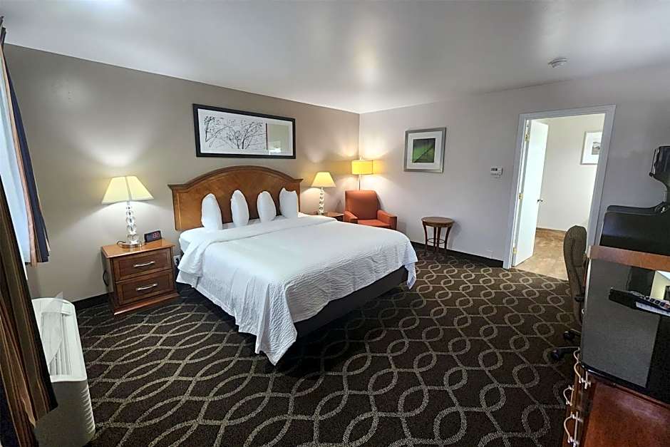 Ramada Bayside Inn & Suites Eureka