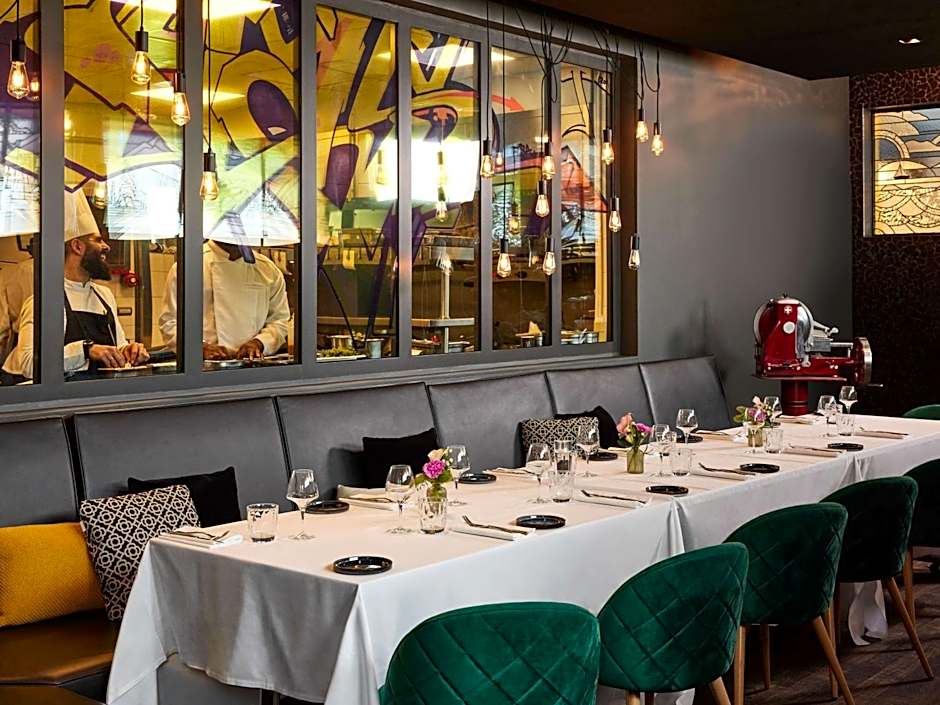 Molitor Paris - MGallery by Sofitel