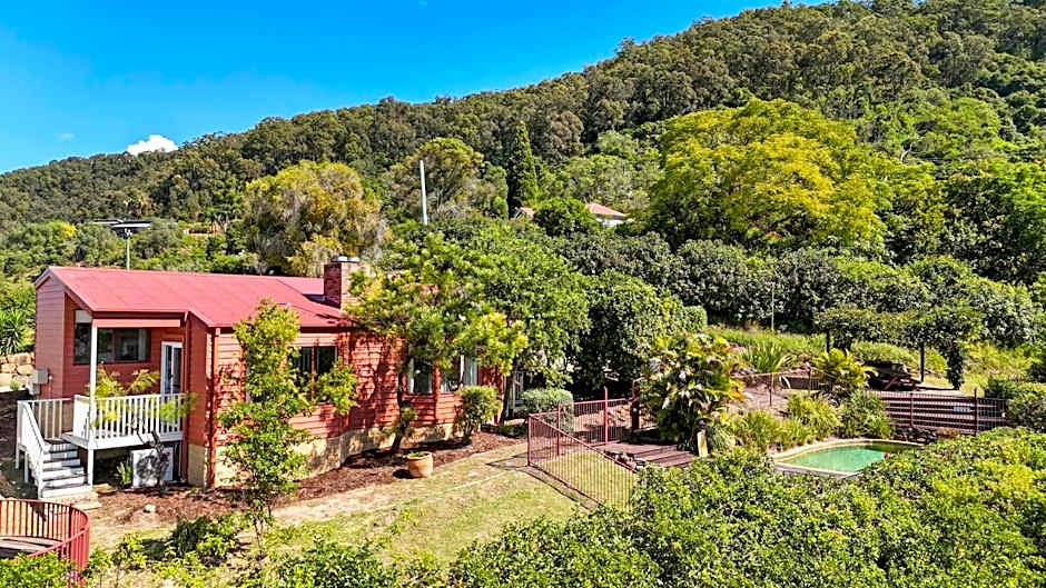 Bimbadeen Estate Villa 1