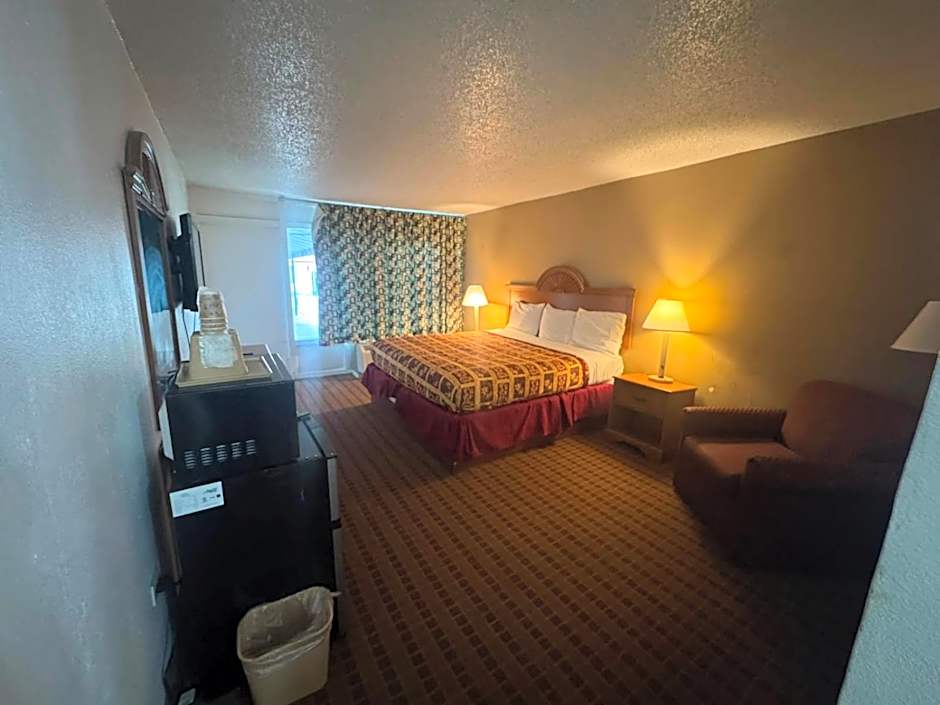 Express Inn & Suites