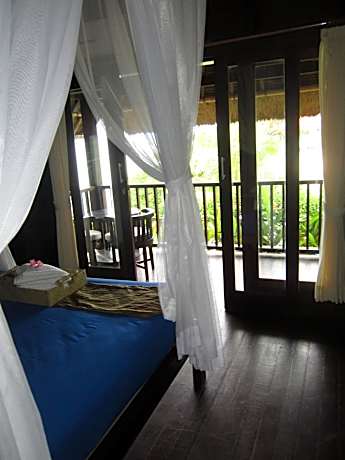 Bungalow with Sea View